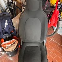 Sedile anteriore ed interno porta smart forfour