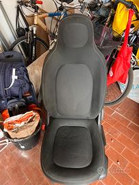 Sedile anteriore ed interno porta smart forfour