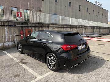 Mercedes-Benz Classe A 180 AMG Premium – 2019 –