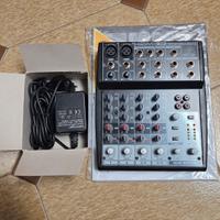 Mixer Behringer XENYX 802