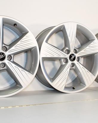 4 Cerchi Originali Q4 - 19" + Spedizione Gratis