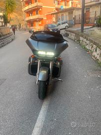 harley road glide ultra bicolore