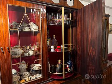 Credenza vintage anni '50 in legno lucidato