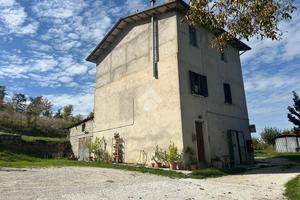 CASA INDIPENDENTE A GUBBIO