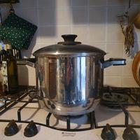 Pentola accaio inox, 25 cm, triplo fondo  