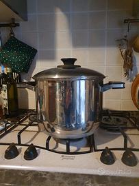 Pentola accaio inox, 25 cm, triplo fondo  