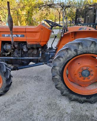 Trattore Fiat 450 Dt più trincia a misura