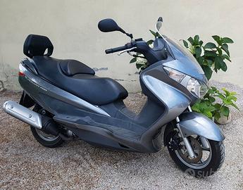 Suzuki Burgman 200cc