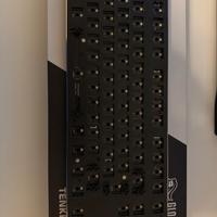 Tastiera gaming GMMK TKL Barebones + Switch