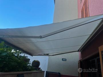 Tenda da sole elettrica