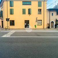 NEGOZIO A BAGNOLO MELLA