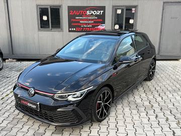 VOLKSWAGEN GOLF 8 GTI 245 CV TETTO APRIBILE 2021