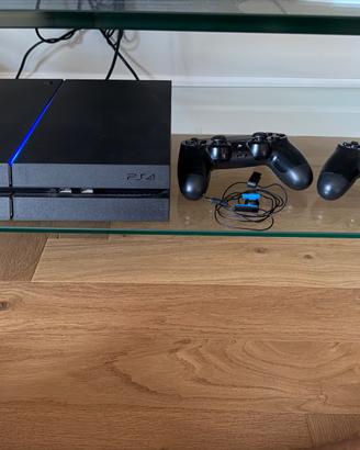 PLAYSTATION 4 FAT 1 TB CON DUE CONTROLLER