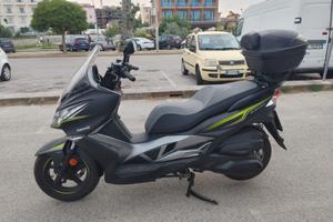 Kawasaki J300 ABS – 2018 – 13.500 km