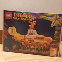 Lego 21306 The Beatles Yellow Submarine