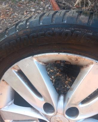 Gomme bridgestone 205 55 16