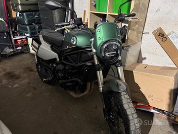 Benelli Leoncino 800 - 2022