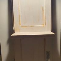 Scuri comodino con applique 