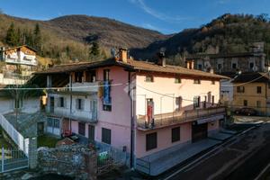 CASA SEMINDIPENDENTE A ROSSANA