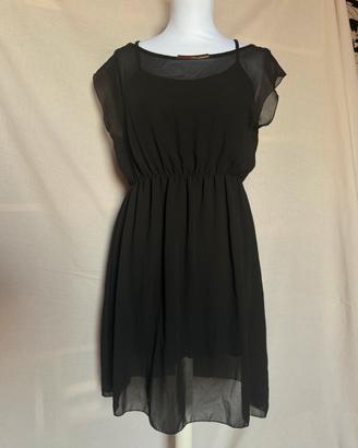 Vestito Corto Nero in Voile con Sottoveste