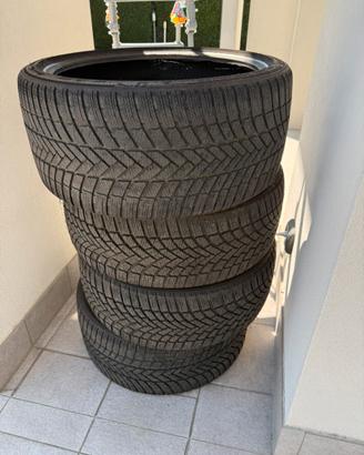 Pneumatici invernali bridgestone 255/35 R19