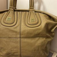 Borsa Givenchy in vernice tortora