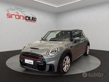 MINI Mini Cooper 2.0 JCW 231cv Auto
