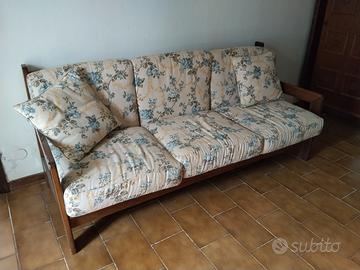 Set divano e 2 poltrone abbinate