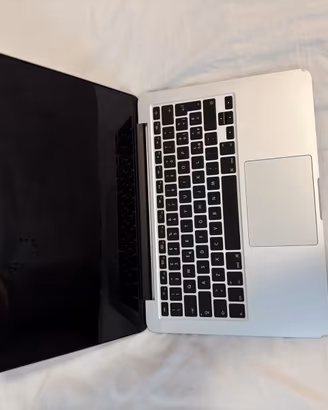 MacBook Pro Retina 13" i5 / 8GB / 128GB