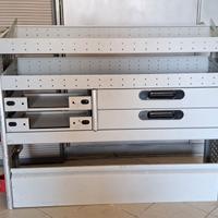Parete attrezzata per allestimento furgone