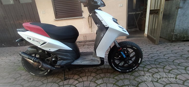 Aprilia SR motard 50/70cc