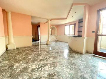 5 LOCALI A REGGIO DI CALABRIA