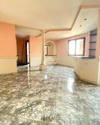 5 LOCALI A REGGIO DI CALABRIA