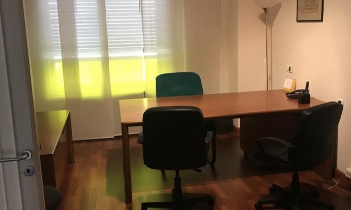 Uso ufficio porzione di appartamento studio