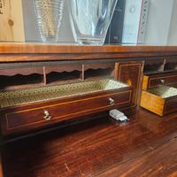 secretaire  georgiano