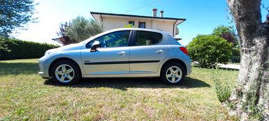 peugeot 207 75cv anno 2008