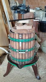 Attrezzatura per vinificare