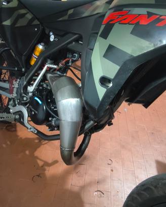 scarico Arrow am6