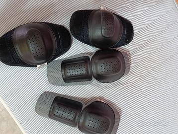 Protezioni moto spalle e gomiti Dainese