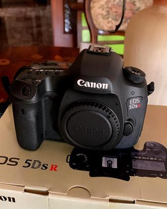 Reflex Canon 5dsr pochi scatti