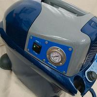 Aspirapolvere con generatore di vapore Polti