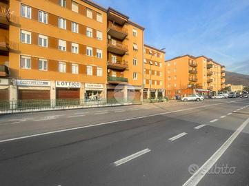 NEGOZIO A BRESCIA