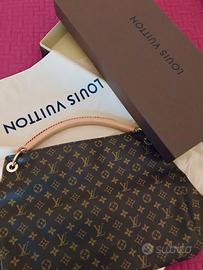 ARTSY MM LOUIS VUITTON