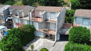 Villa a schiera Torre Cajetani [Cod. rif v5142VRG]