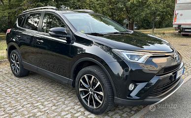 Toyota Rav4 2.0 d-4d Lounge 2wd.