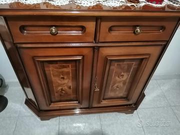 Ingresso classico noce scuro