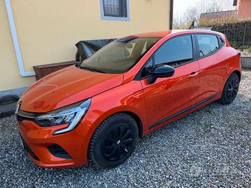 Renault Clio V 2023 1.6 E-Tech full hybrid 145CV