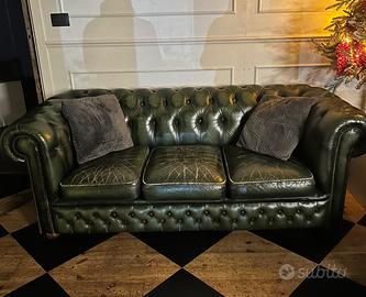 Divani chesterfield