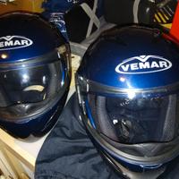 Giacca Dainese e caschi Vemar