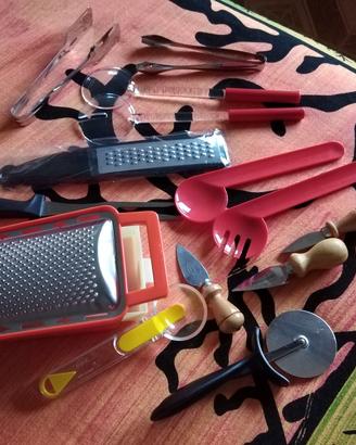 set di utensili x cucina